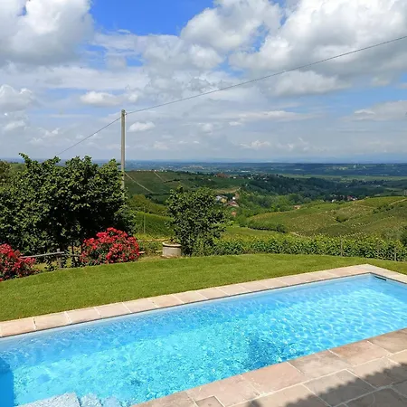 Cascina Valtignosa Con Vigna فندق مبيت وإفطار 3*