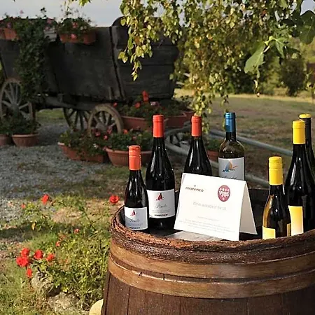 Couette-café Cascina Valtignosa Con Vigna 3*