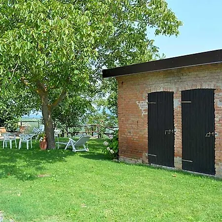 Cascina Valtignosa Con Vigna Couette-café