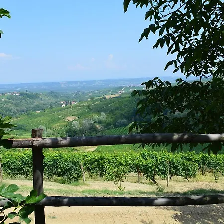 Cascina Valtignosa Con Vigna