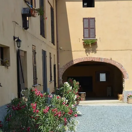 Cascina Valtignosa Con Vigna 3*