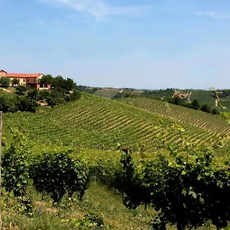 فندق مبيت وإفطار Cascina Valtignosa Con Vigna