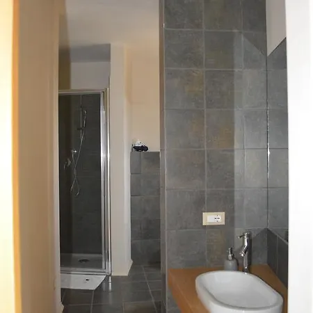 Cascina Valtignosa Con Vigna فندق مبيت وإفطار 3*