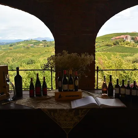 Cascina Valtignosa Con Vigna 3*