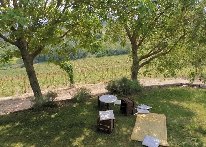 Bed & Breakfast Cascina Valtignosa Con Vigna