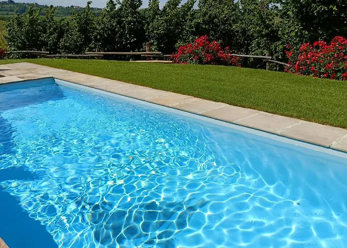 فندق مبيت وإفطار Cascina Valtignosa Con Vigna