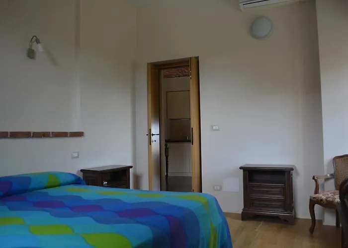 Cascina Valtignosa Con Vigna فندق مبيت وإفطار 3*