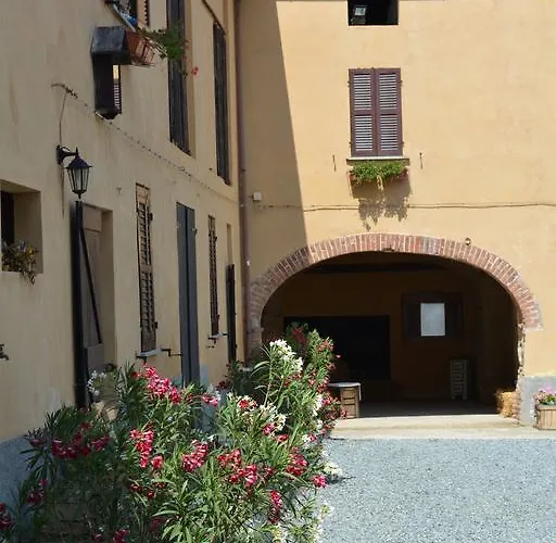 Cascina Valtignosa Con Vigna 3*