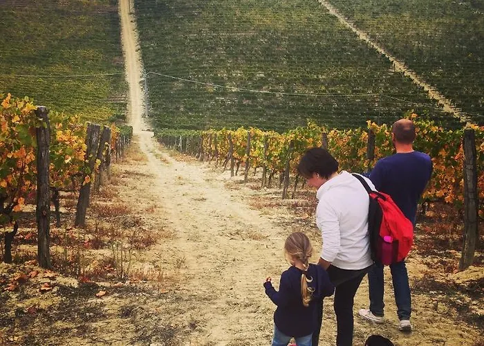 Cascina Valtignosa Con Vigna فندق مبيت وإفطار